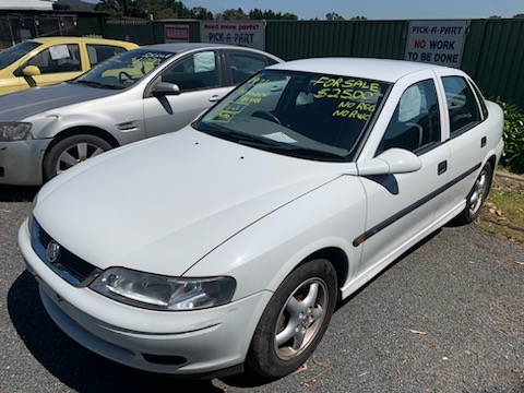 1999 HOLDEN VECTRA